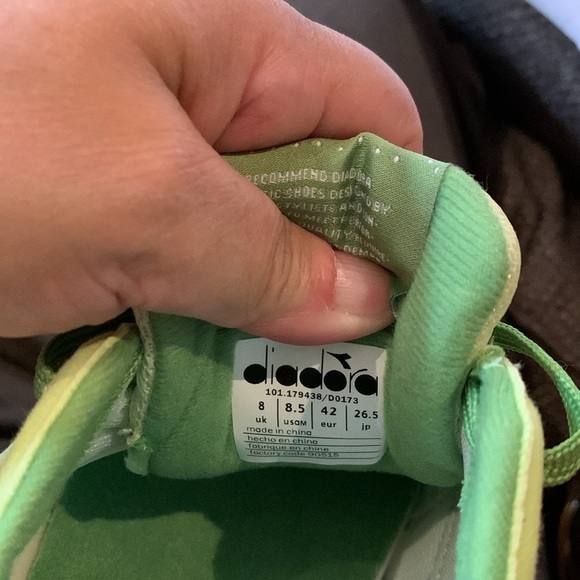 BNWT DIADORA Gelato Style Lime Green Yellow Shoe - Picture 6 of 7